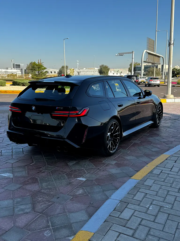 BMW M5 TOURING, CERAMIC BRAKES , 2026 , 5 YEARS SERVICE WARRANTY - Image 6