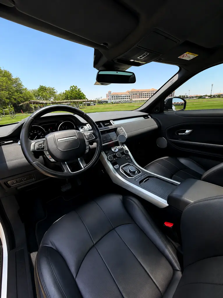2019 Range Rover Evoque | GCC Spec | Excellent Condition | Lady Driven | - Image 10