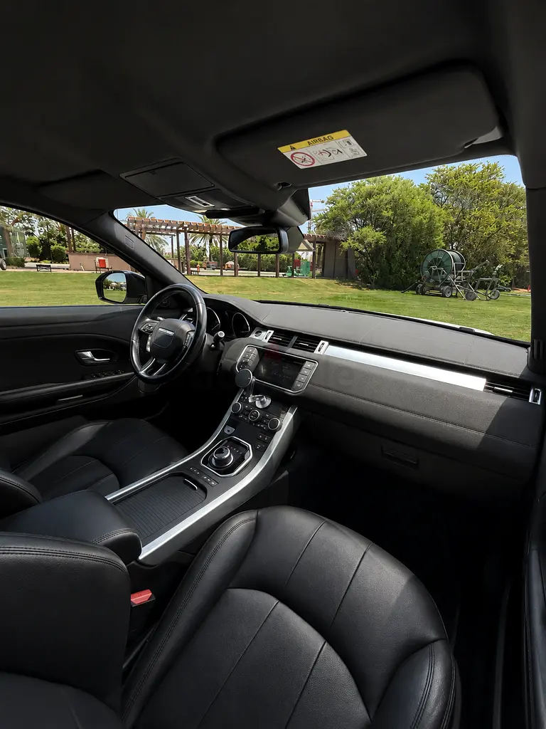 2019 Range Rover Evoque | GCC Spec | Excellent Condition | Lady Driven | - Image 11