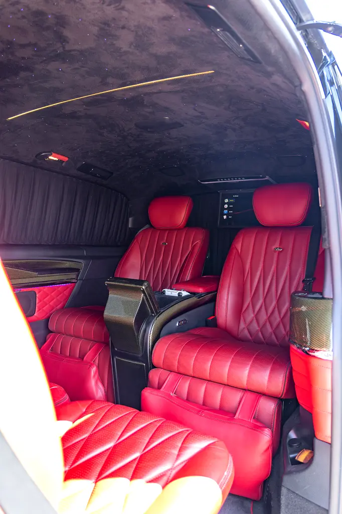 Mercedes-Benz V250 V-Line 2024 GCC | 1 of 10 Handmade | VIP Spec | 60,000 KM | 2 Keys | First Owner - Image 11
