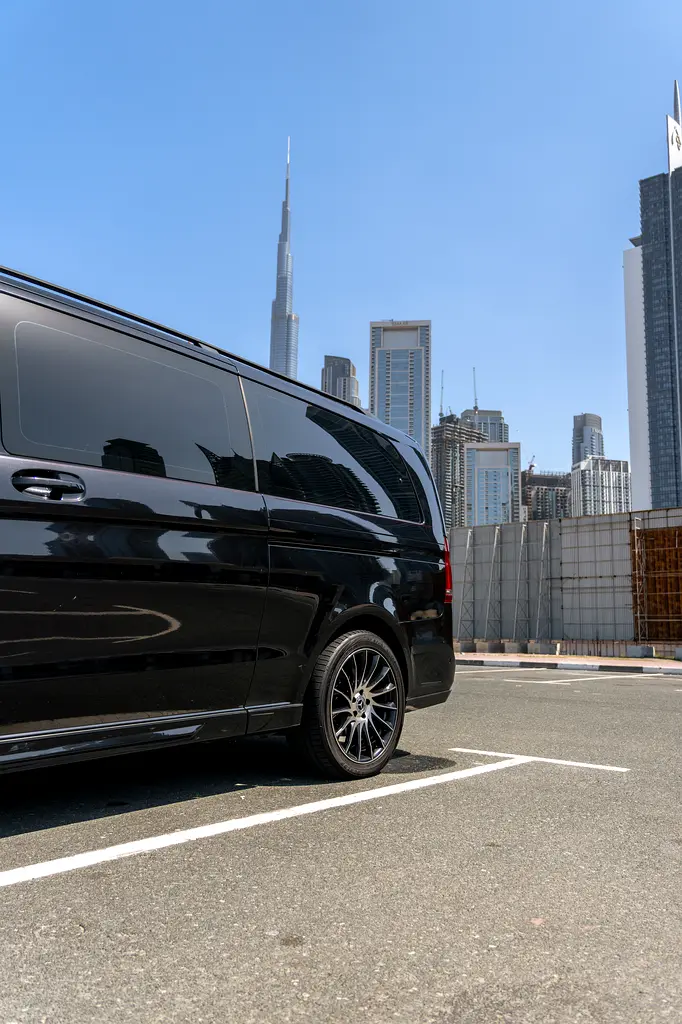 Mercedes-Benz V250 V-Line 2024 GCC | 1 of 10 Handmade | VIP Spec | 60,000 KM | 2 Keys | First Owner - Image 18