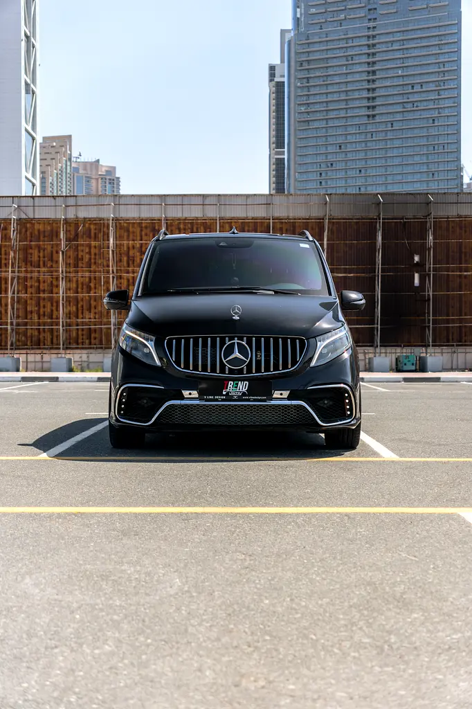 Mercedes-Benz V250 V-Line 2024 GCC | 1 of 10 Handmade | VIP Spec | 60,000 KM | 2 Keys | First Owner - Image 6