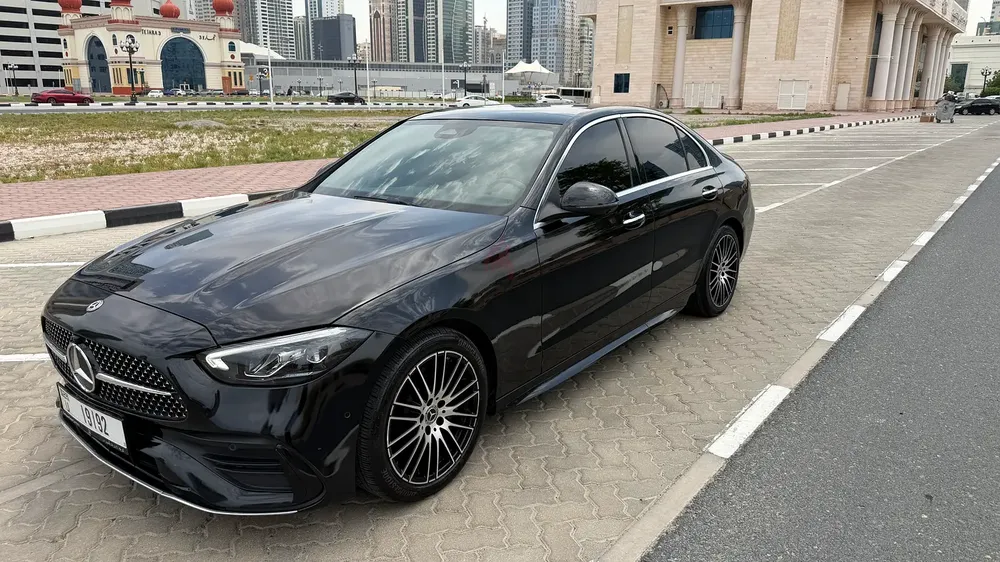 Mercedes-Benz C300 Full Option - Image 4