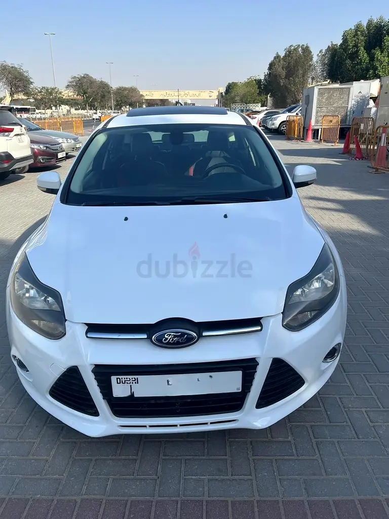 FORD FOCUS 2014 2.0 FULL OPTION HATCH BACK GCC SPECS - Image 16