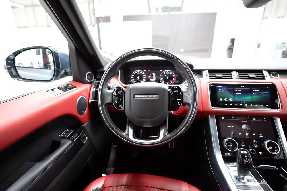 Range Rover HSE | Dynamic P360 | Warranty Available | - Image 11