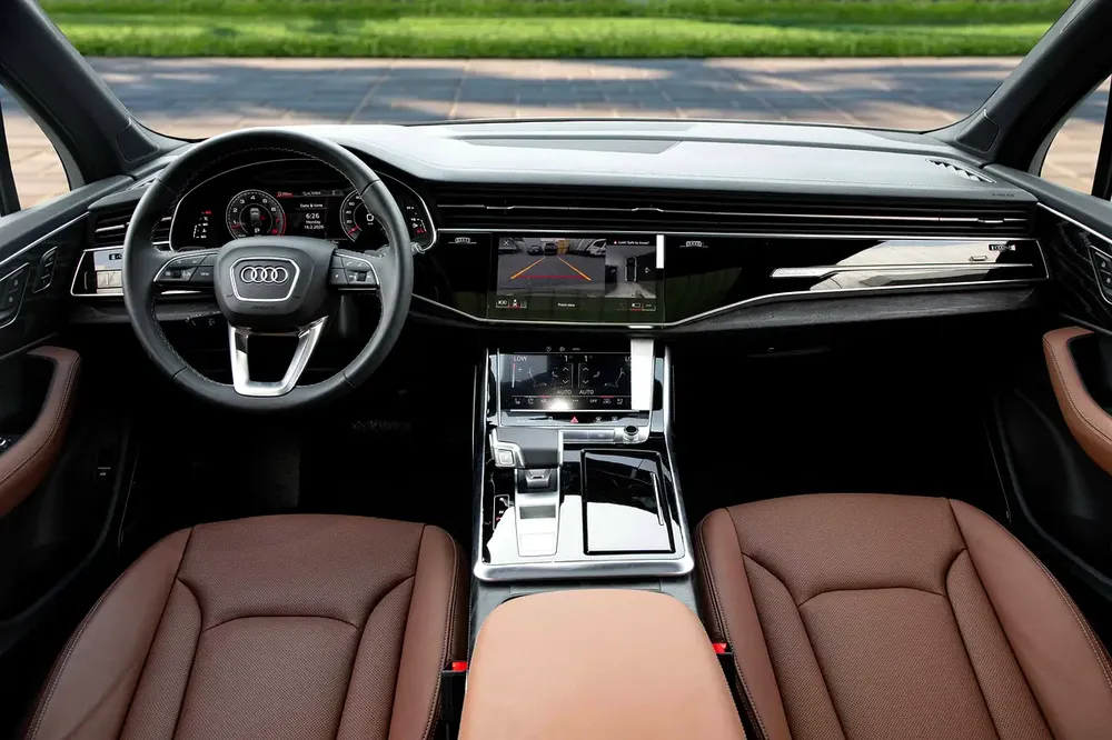 5,680 P.M | 0% Downpayment | Q7 3.0L S-Line|Audi Warranty! - Image 8