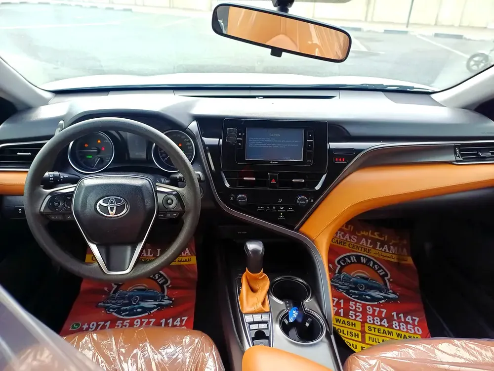 2023 Toyota Camry S  Hybrid - GCC Specs - Excellent Condition - Image 5