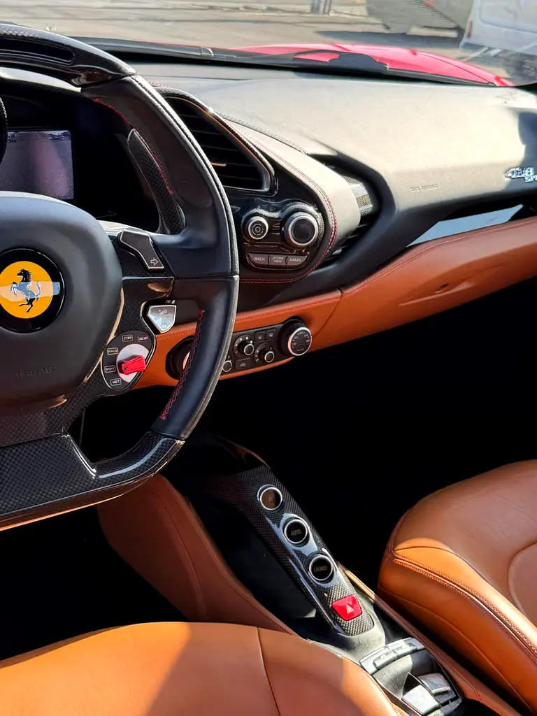 Ferrari 488 Spider 2016 | GCC Specs | Pristine Condition - Image 9