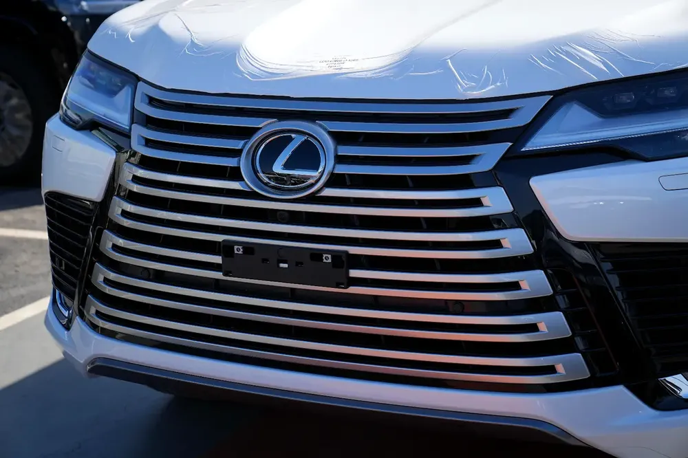 Lexus LX700h VIP Hybrid 2026 GCC Specs | Brand New Luxury Hybrid - Image 12