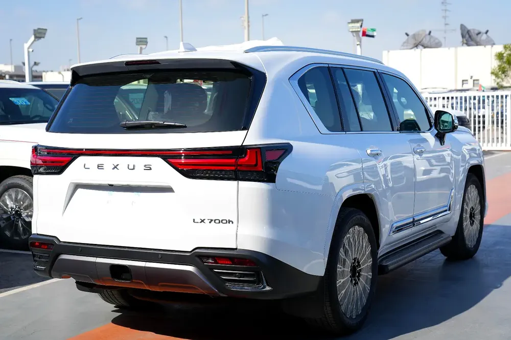 Lexus LX700h VIP Hybrid 2026 GCC Specs | Brand New Luxury Hybrid - Image 5