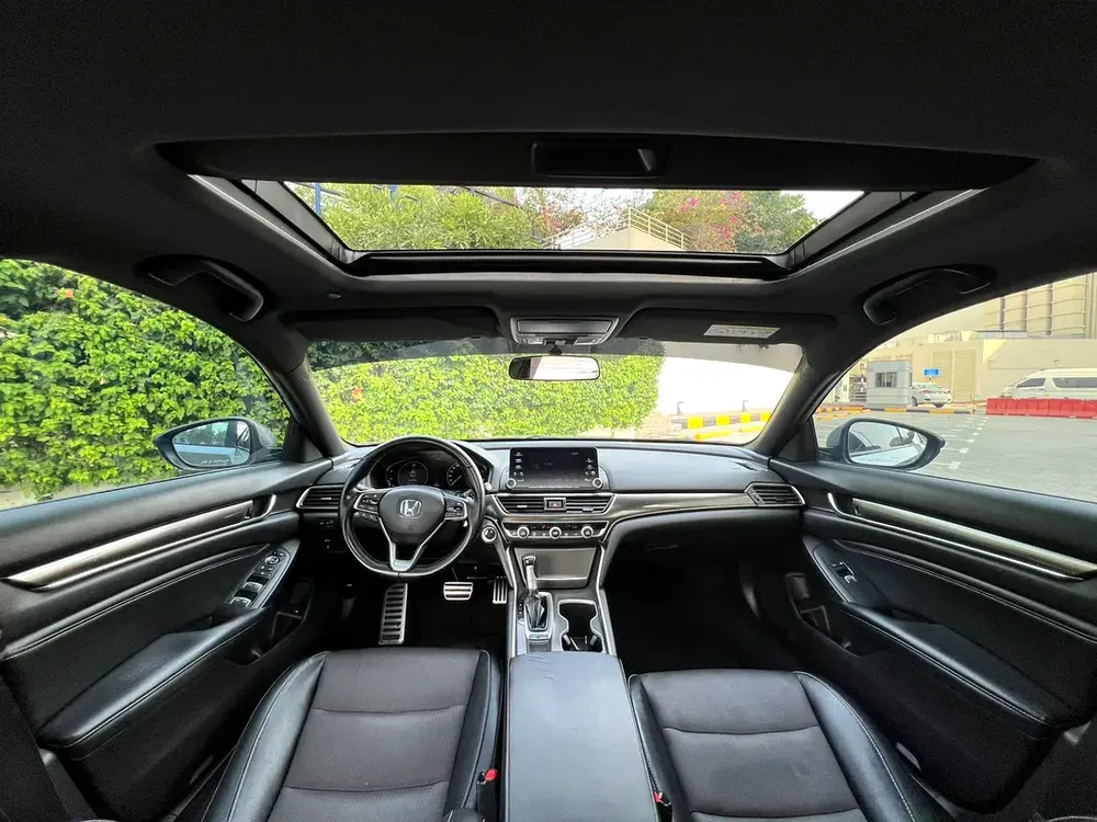 🔥Honda Accord Sport 2018 GCC Specs • 1.5L 4CYL • SUPERB CONDITION!🔥 - Image 10