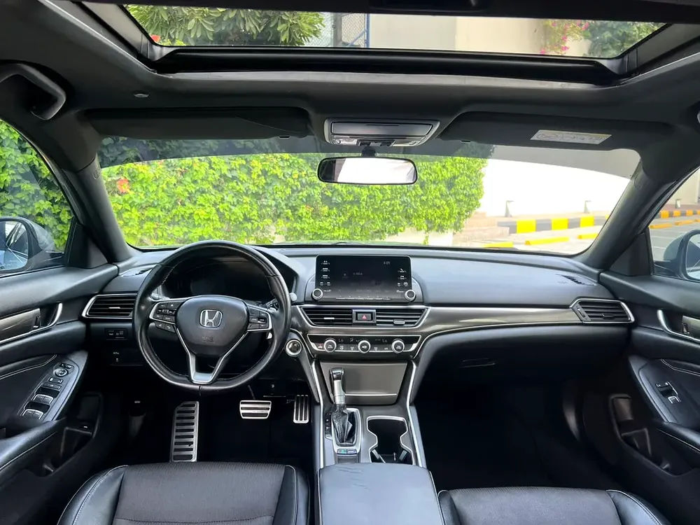 🔥Honda Accord Sport 2018 GCC Specs • 1.5L 4CYL • SUPERB CONDITION!🔥 - Image 11