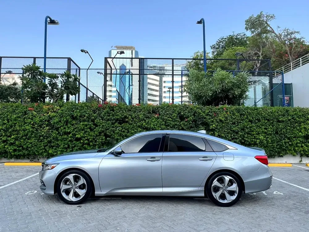 🔥Honda Accord Sport 2018 GCC Specs • 1.5L 4CYL • SUPERB CONDITION!🔥 - Image 5
