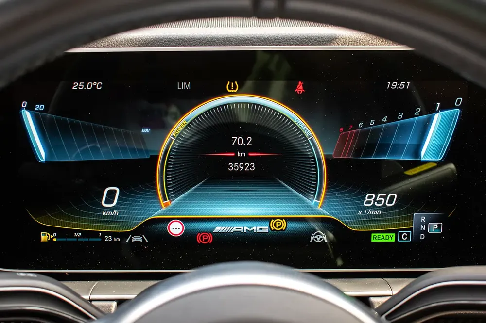 2021 GLE 53 AMG 4MATIC+ – 35,900 KM – Fresh Japan Import – Clean Title - Image 10