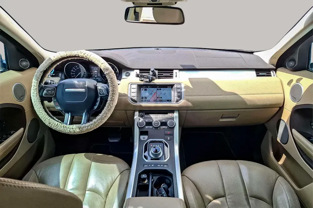 Inspected Car | 2014 Land Rover Range Rover Evoque Dynamic | GCC Specs | Ref#435571 - Image 9