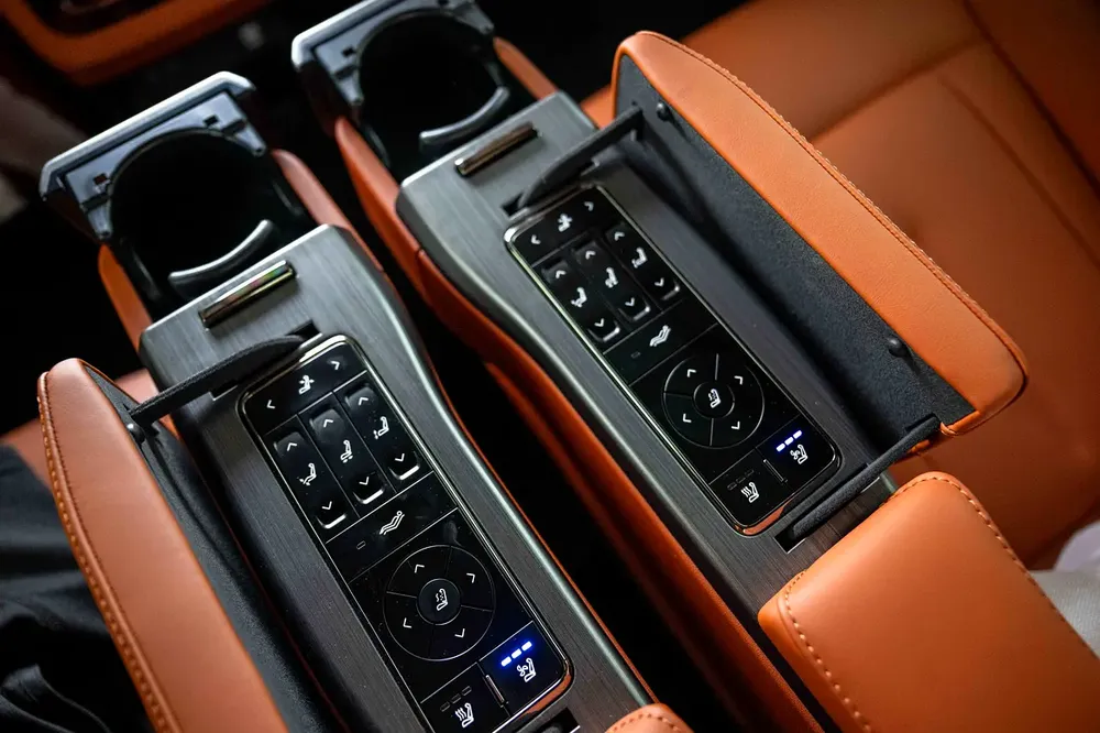 2025 ROX 01 VIP  | 2,560 KM | 5 Years Warranty + Service Contract | - Image 15