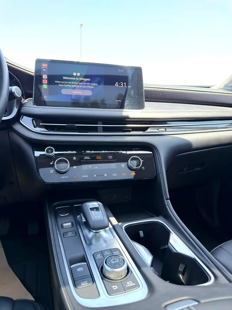2023 Infiniti QX60 Sensory - With Pass Certificate - Image 10