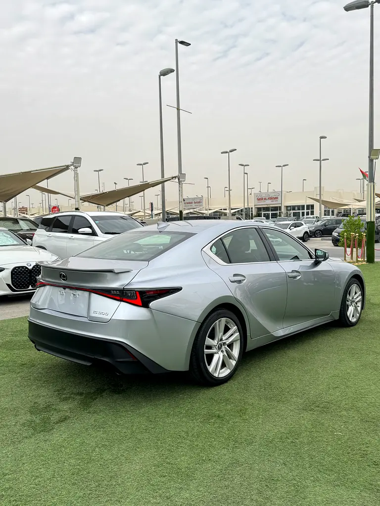 Lexus IS 300 2022 - American Specs - GCC Resale - Image 5