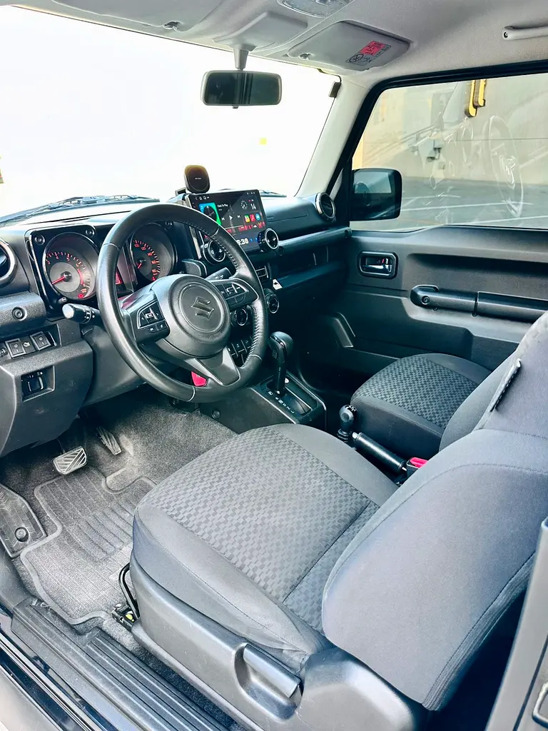 Pristine Suzuki Jimny GL 2022 | GCC Specs | Low Mileage - Image 4