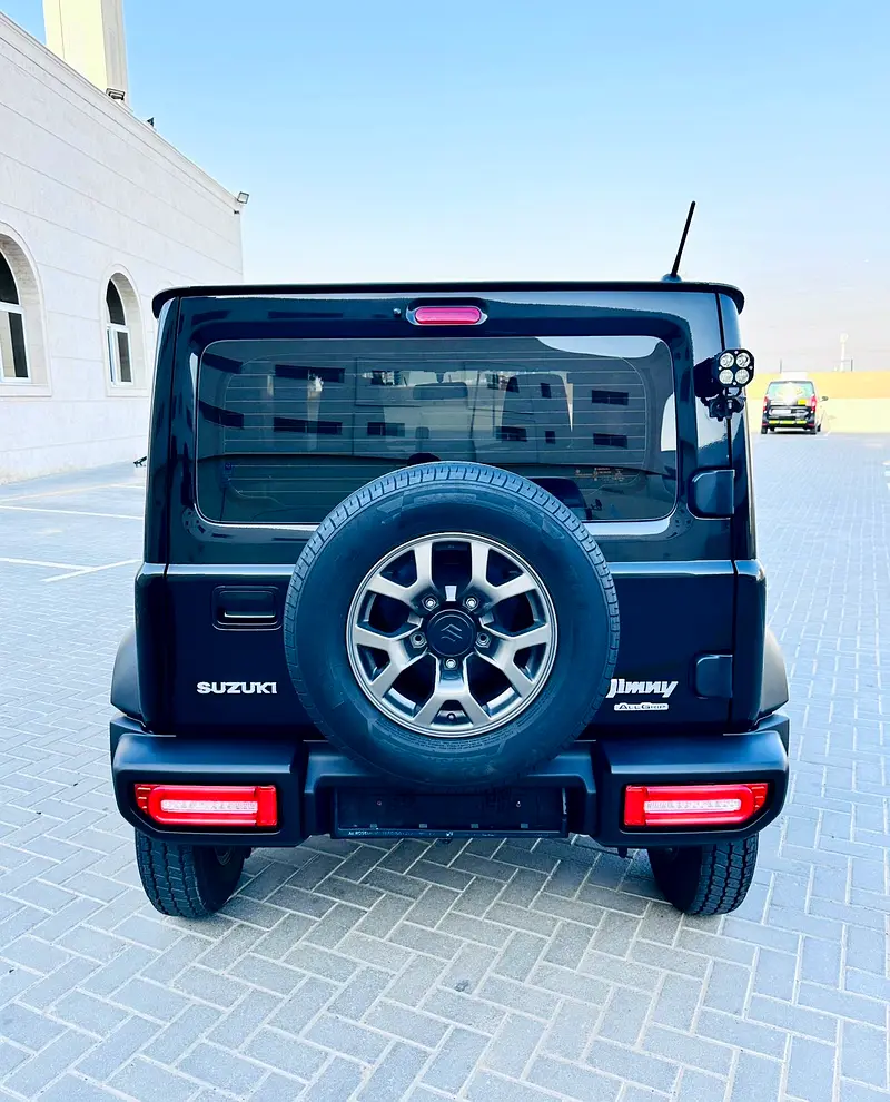 Pristine Suzuki Jimny GL 2022 | GCC Specs | Low Mileage - Image 8