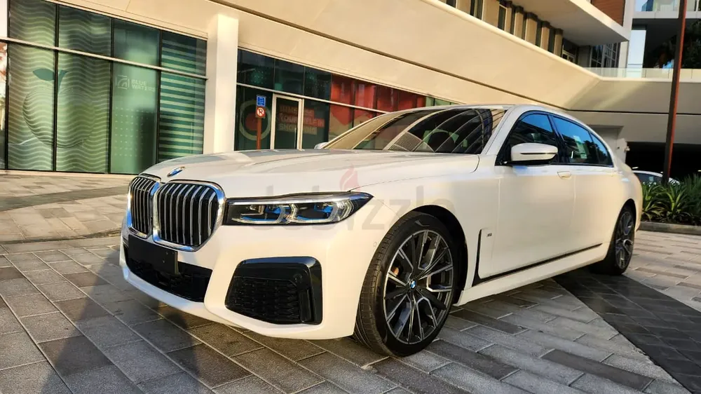 2021 BMW 730Li M-Sport M-Kit TwinPowerTurbo GCC - Image 17