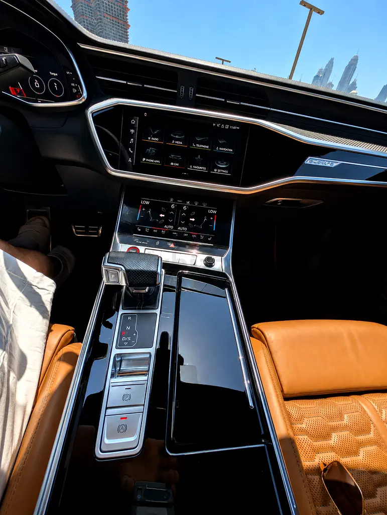 Audi RS7 4.0 TFSI Quattro Tiptronic 2022 GCC Specs. Rare! - Image 12