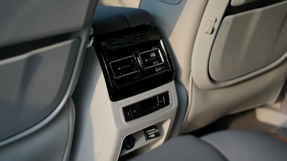 Brand New 2026 UTOUR 7-Seater SUV | 1.5L Turbo | Fuel Efficient | AED 79,900 - Image 12