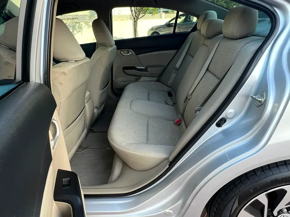 GCC 2015 Honda Civic EX |  Excellent Condition | Fuel Efficient! - Image 10