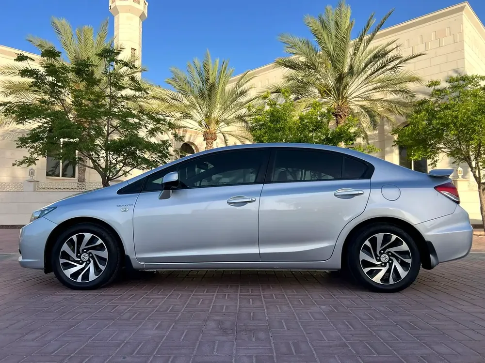 GCC 2015 Honda Civic EX |  Excellent Condition | Fuel Efficient! - Image 5