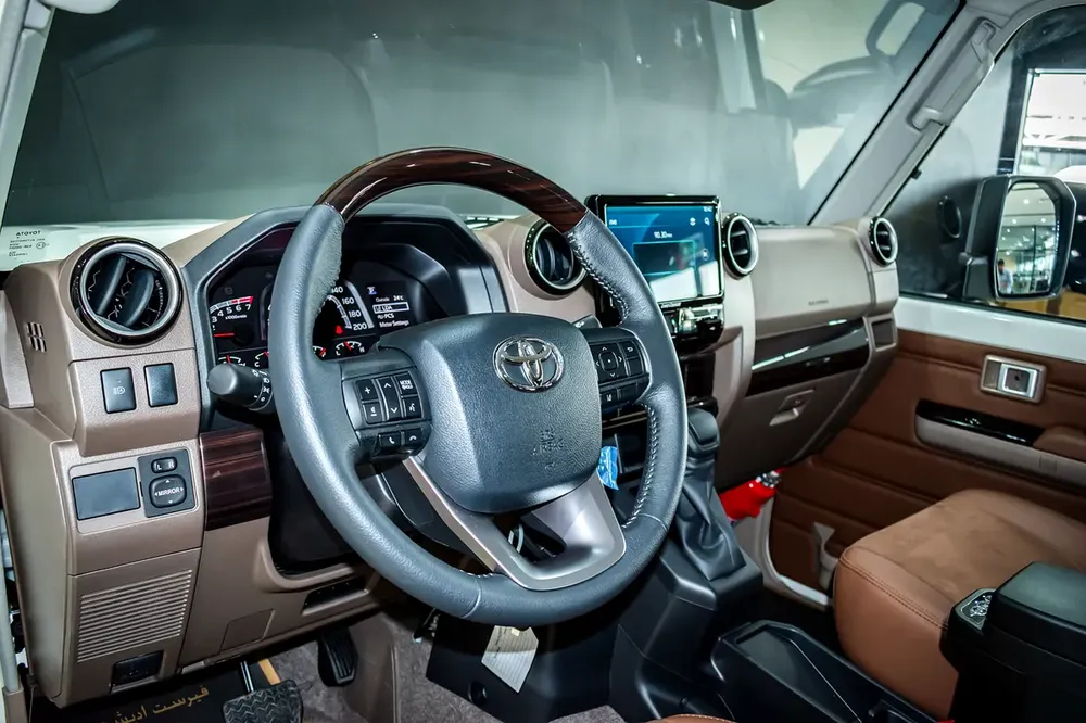 Toyota Land Cruiser 70 Series 2026 GCC Specs ll Al Futtaim warranty - Image 10
