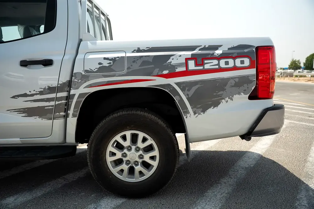 Mitsubishi L200 Double Cab GL Petrol 2024 - Brand New Pickup - Image 7