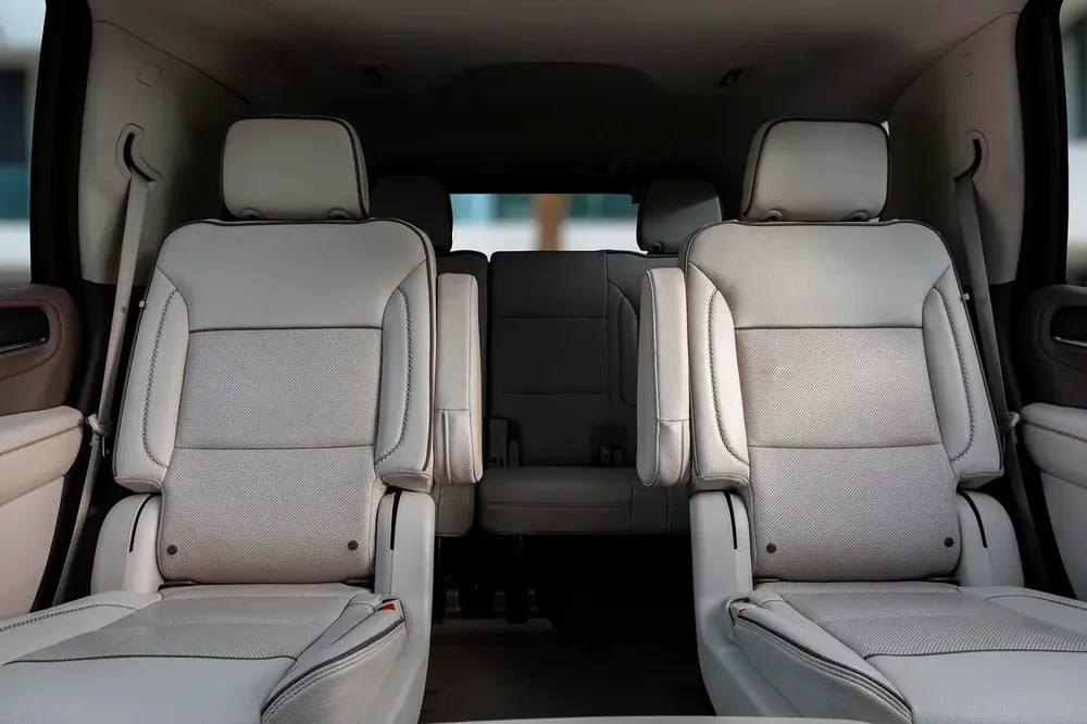 3,623 P.M |  Yukon Denali | 0% Downpayment | Full Service History! - Image 12