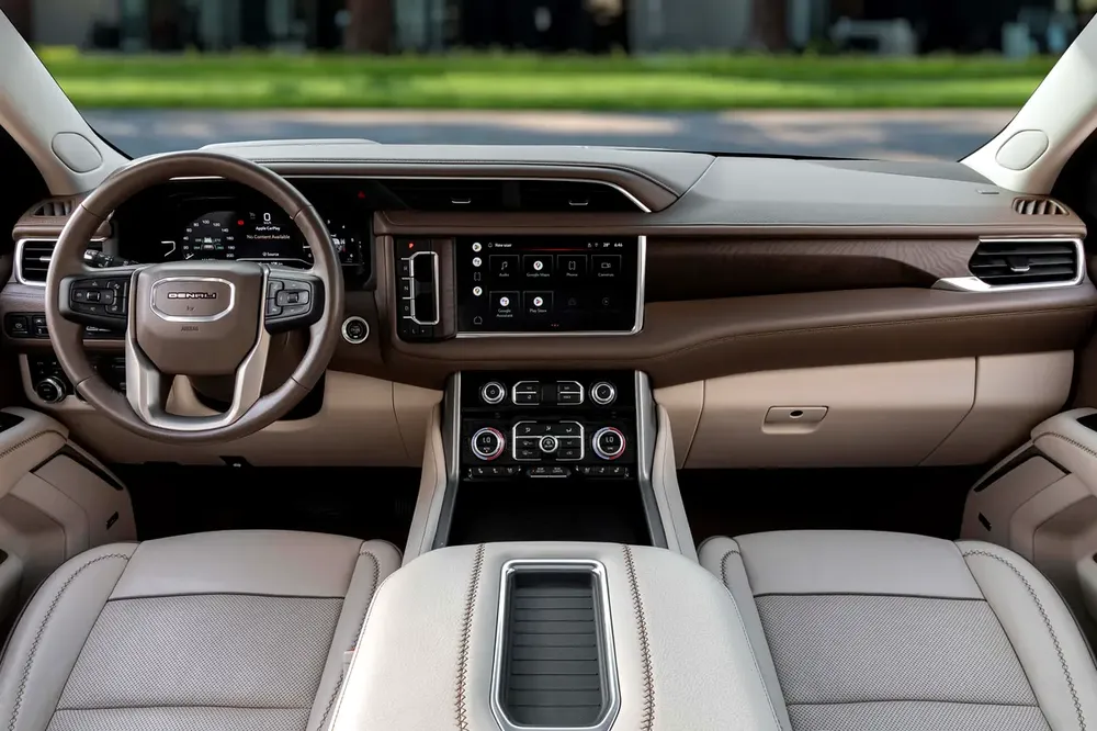 3,623 P.M |  Yukon Denali | 0% Downpayment | Full Service History! - Image 8