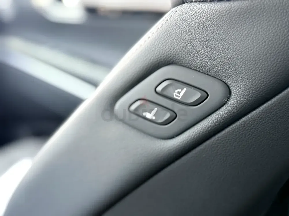 2022 Genesis GV80 Premium Korean Specs - Immaculate Condition - Image 19