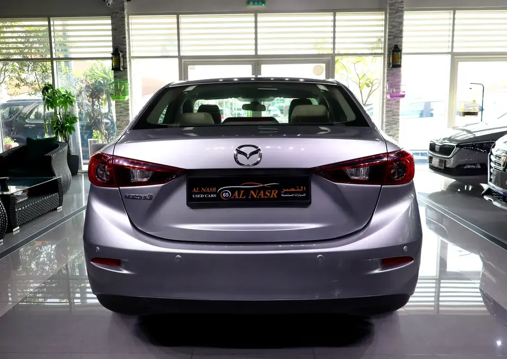 1.6L . GCC Specs . Excellent Condition - Image 5