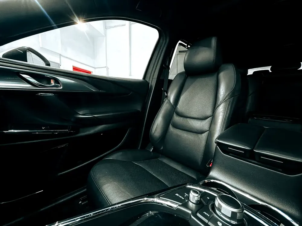 AED 940 // 20%DP // 2018 Mazda CX-9 Signature edition 2.5L V4 AWD - Image 12