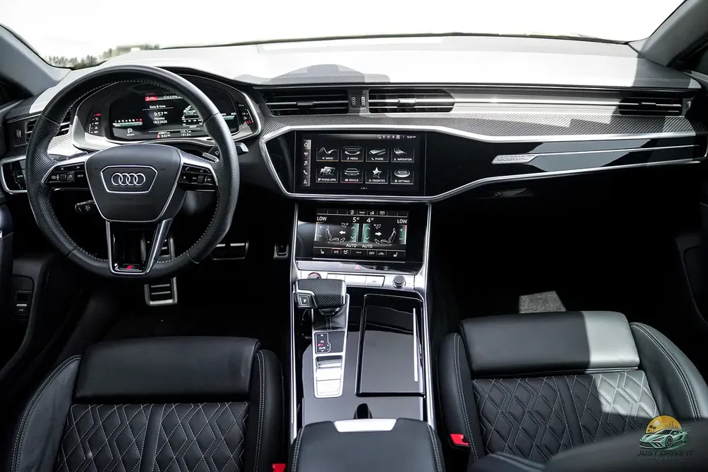 2021 Audi S7 - Japanese - in UAE Since 3,500 KM - Naboodah Full History - 39,500 KM - Original paint - Image 11