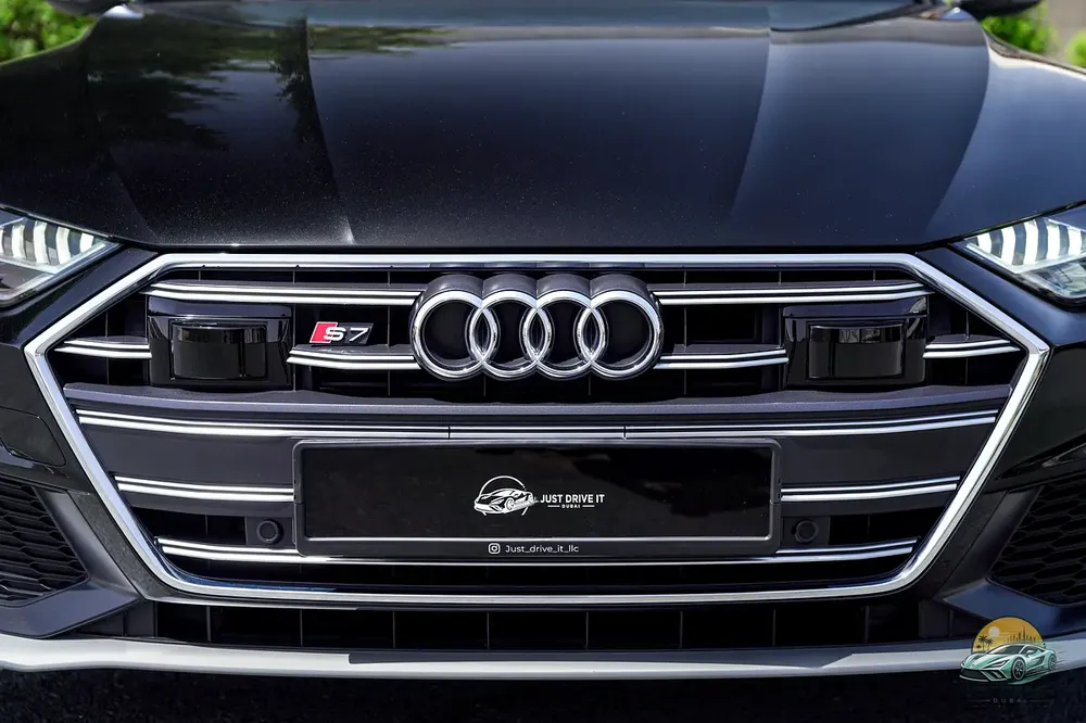 2021 Audi S7 - Japanese - in UAE Since 3,500 KM - Naboodah Full History - 39,500 KM - Original paint - Image 18