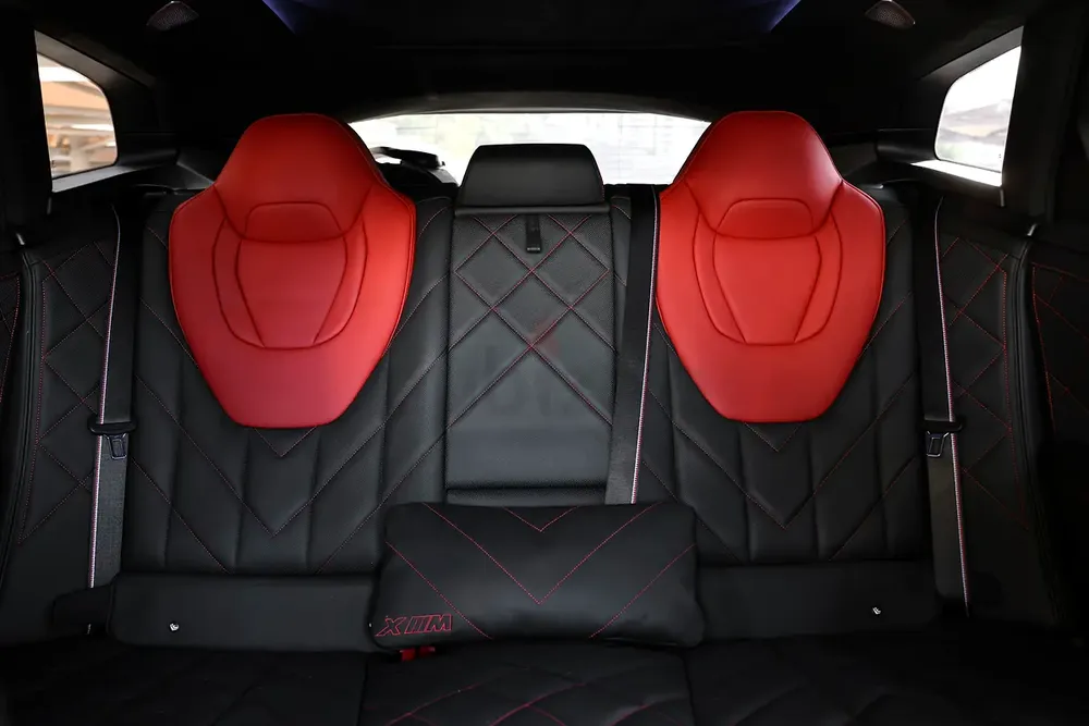 BMW XM LABEL RED - Image 6