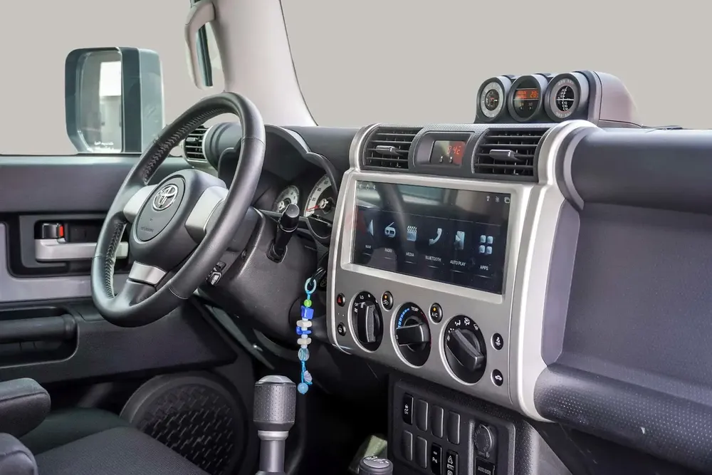 AED 2204/month | 2022 Toyota FJ Cruiser GXR | GCC Specs | Ref#391229 - Image 10