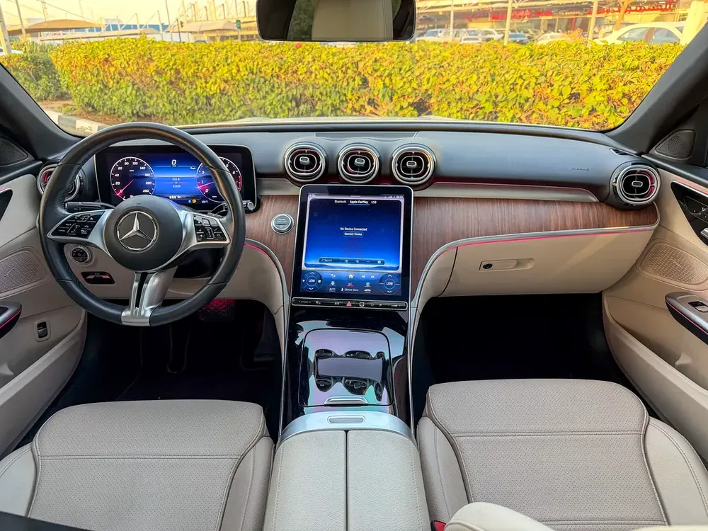 2023 Mercedes-Benz C300 -Clean TiTLE . Low Mileage Luxury Sedan - Image 4