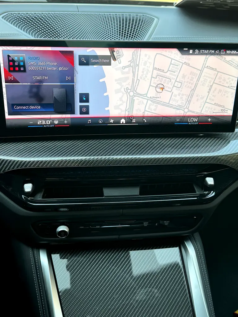 BMW i4 M50 , 2025 , 536 HP, 6 years open mileage service package - Image 9