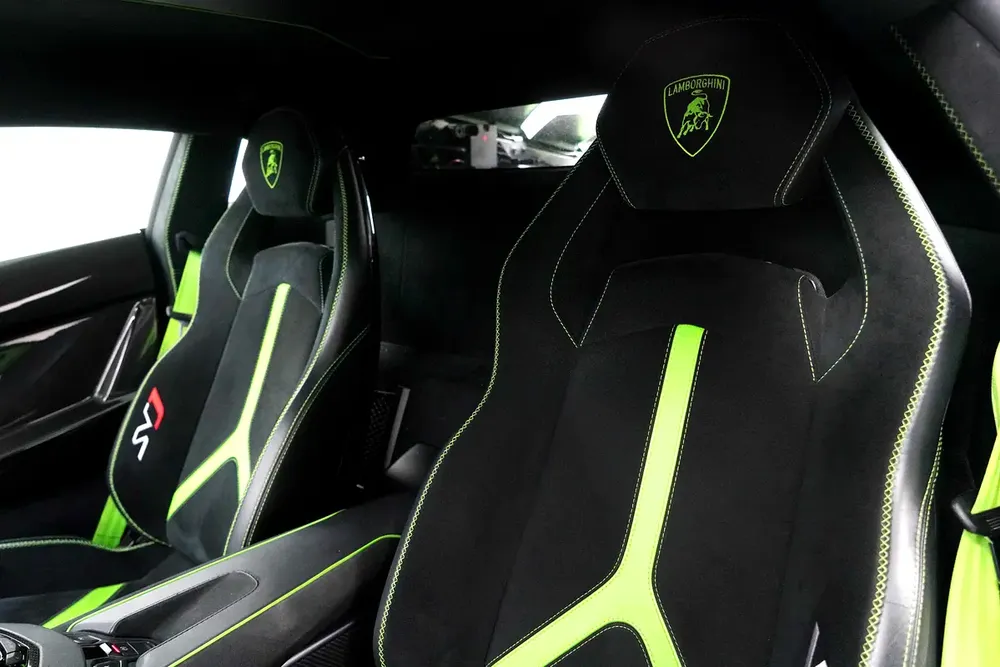 2020 LAMBORGHINI AVENTADOR SVJ- 1 OF 900 / PRESTINE CONDITION /  CARBON FIBER - Image 13