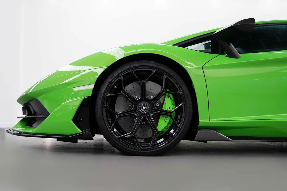 2020 LAMBORGHINI AVENTADOR SVJ- 1 OF 900 / PRESTINE CONDITION /  CARBON FIBER - Image 7