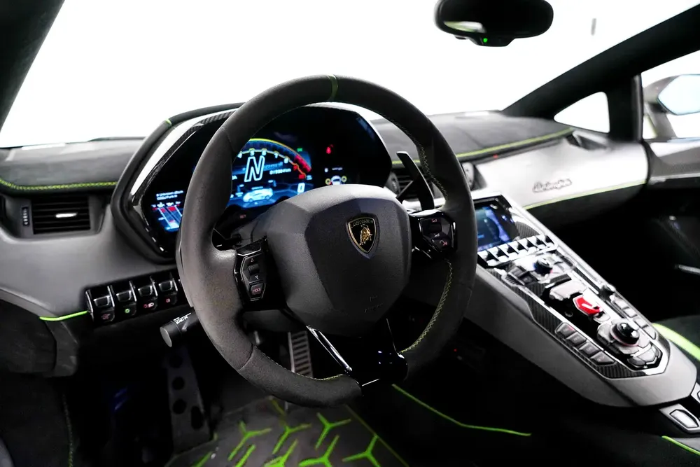 2020 LAMBORGHINI AVENTADOR SVJ- 1 OF 900 / PRESTINE CONDITION /  CARBON FIBER - Image 9
