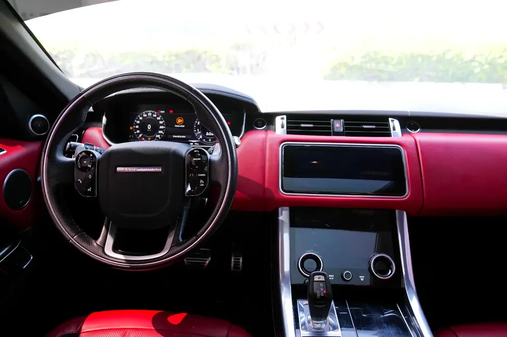 RANGE ROVER SPORT HSE DYNAMIC P360 2021!! GCC SPECS!! WELL MAINTAINED - Image 7