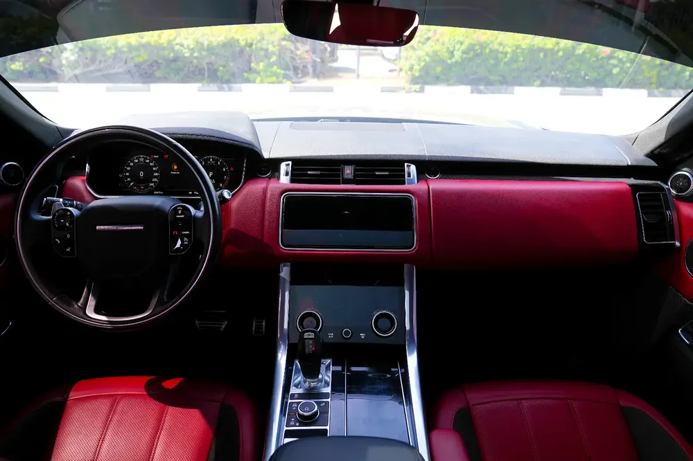RANGE ROVER SPORT HSE DYNAMIC P360 2021!! GCC SPECS!! WELL MAINTAINED - Image 8