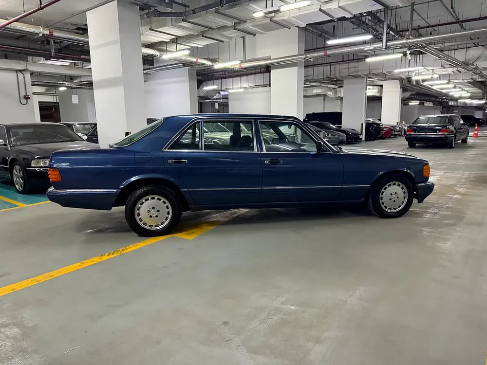 Classic 1990 Mercedes-Benz S-Class S 560 - Japanese Specs - Image 7