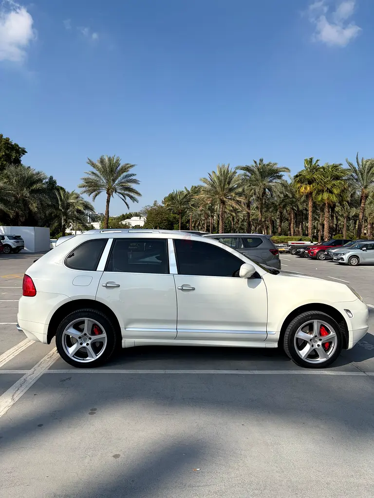 Porsche Cayenne Turbo S 2006 | GCC Specs | Performance SUV - Image 8