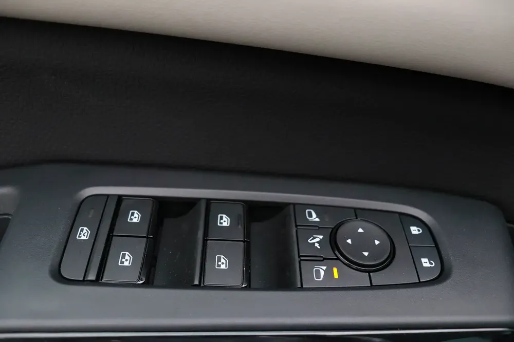 NISSAN PATHFINDER 3.5 L S 4X4 (3274433) - Image 16